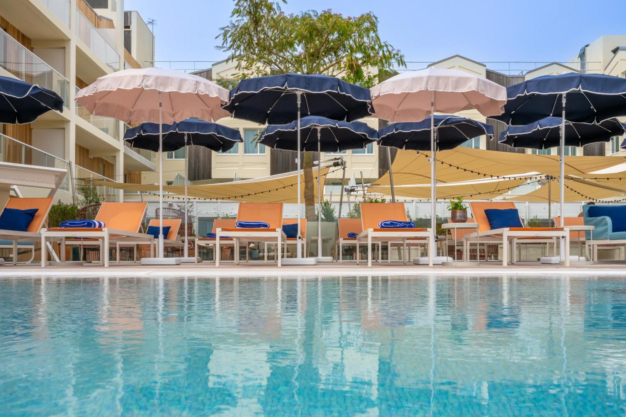 Mercure La Rochelle Vieux Port Bagian luar foto